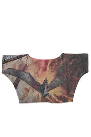 Crop top avec imprimé représentant un ptérodactyle devant un volcan en irruption