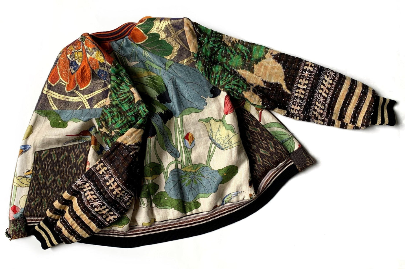 veste bomber réversible Hérons et Nénuphars de dos, motifs floraux , tissus vintage